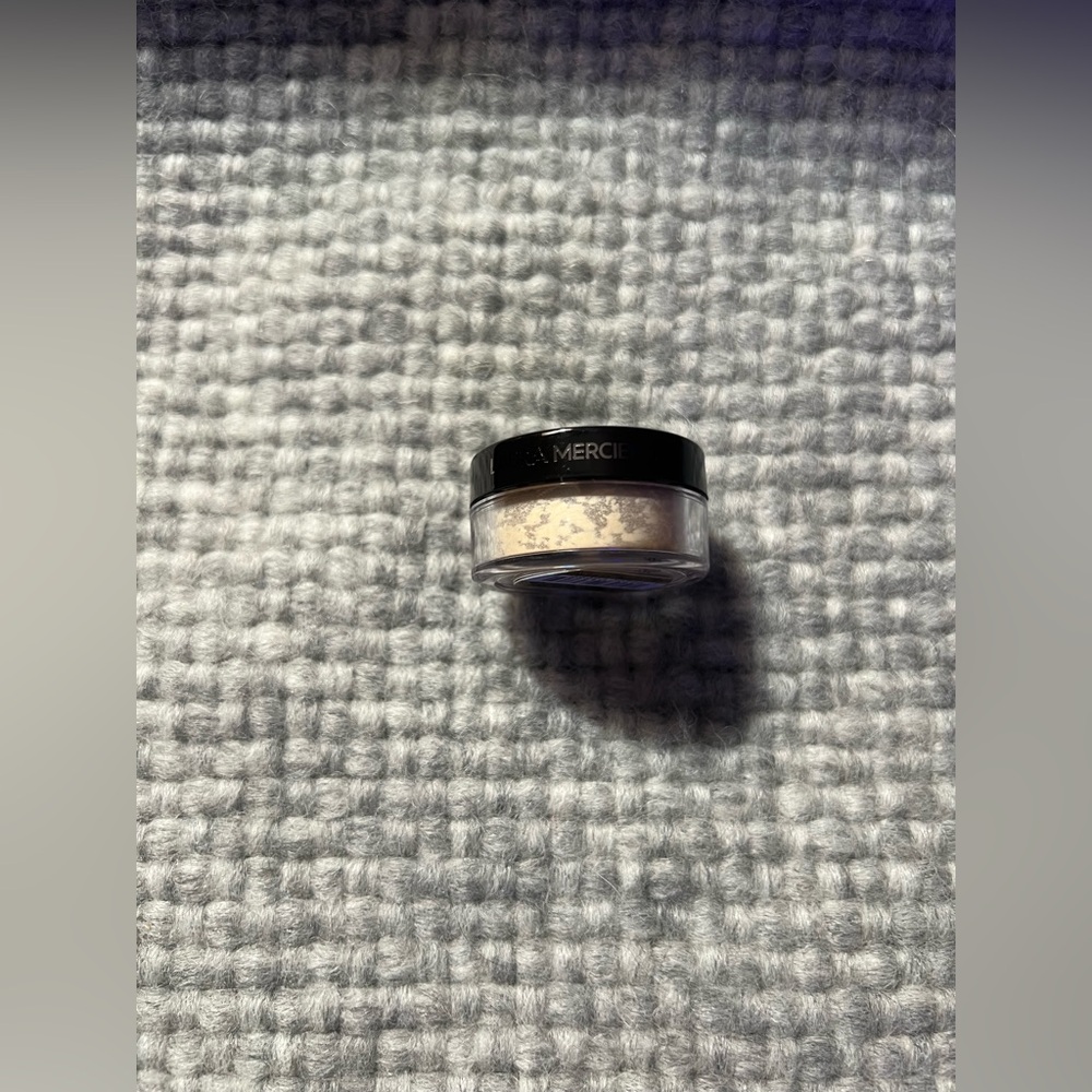 Laura Mercier: Translucent Setting Powder (2g)